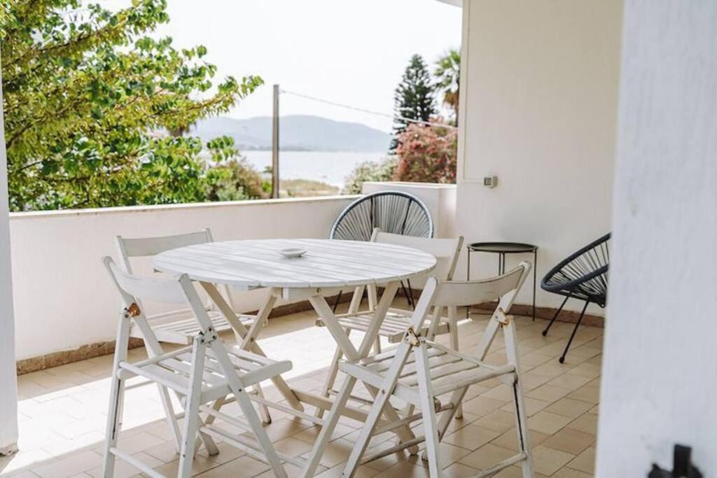 Laku Playa Villa Sant'Andrea  Exteriör bild